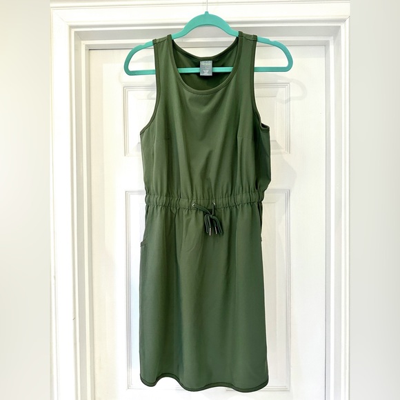 NWOT women’s tek gear  dress size small - Picture 1 of 8